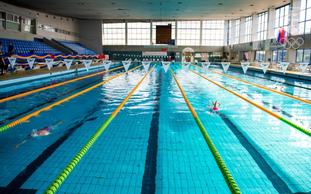 Slovenskí plavci budú môcť po pondelka po niekoľkých týždňoch "na suchu" znovu trénovať aj v bazénoch.