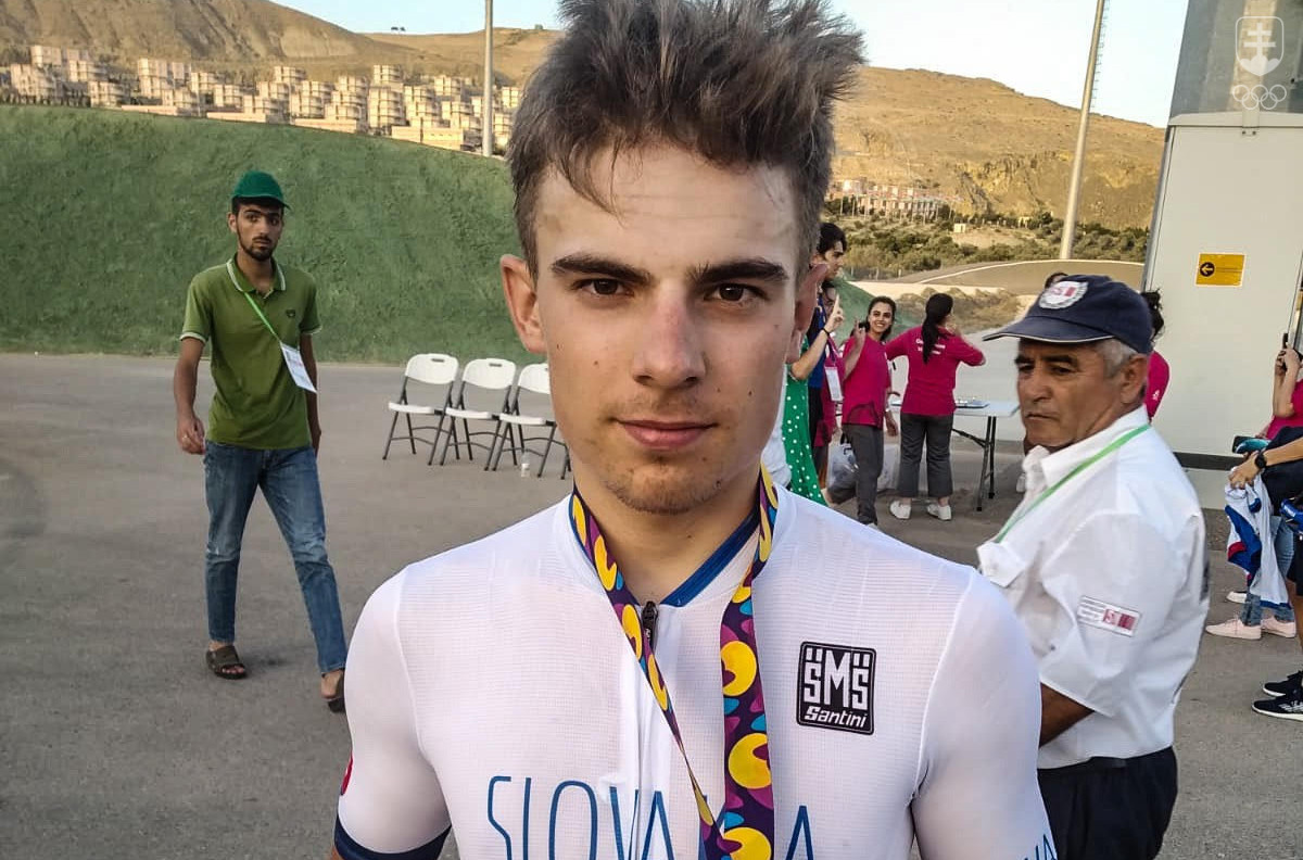 Cyklista Martin Svrček sa postaral o prvú medailu na EYOF v Baku. 
